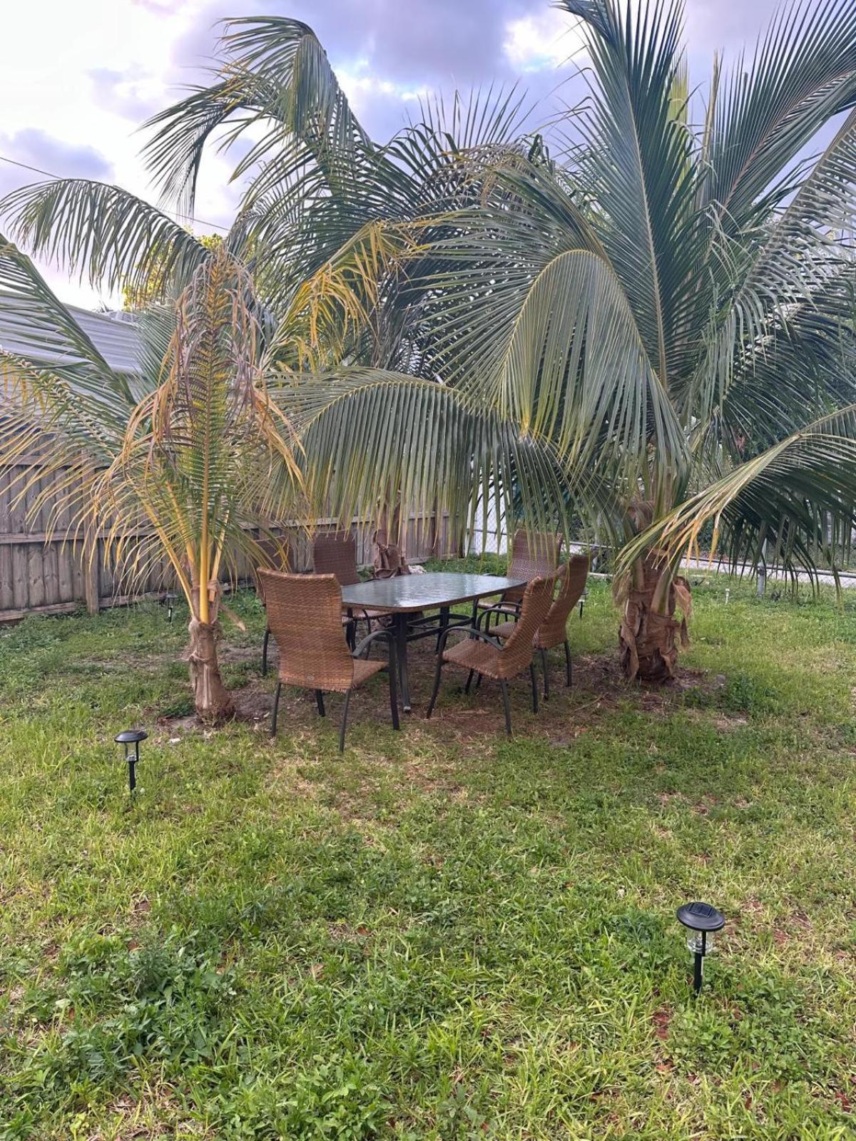104 Mixed Shared Rooms Central, Friendly, Affordable Miami Buitenkant foto